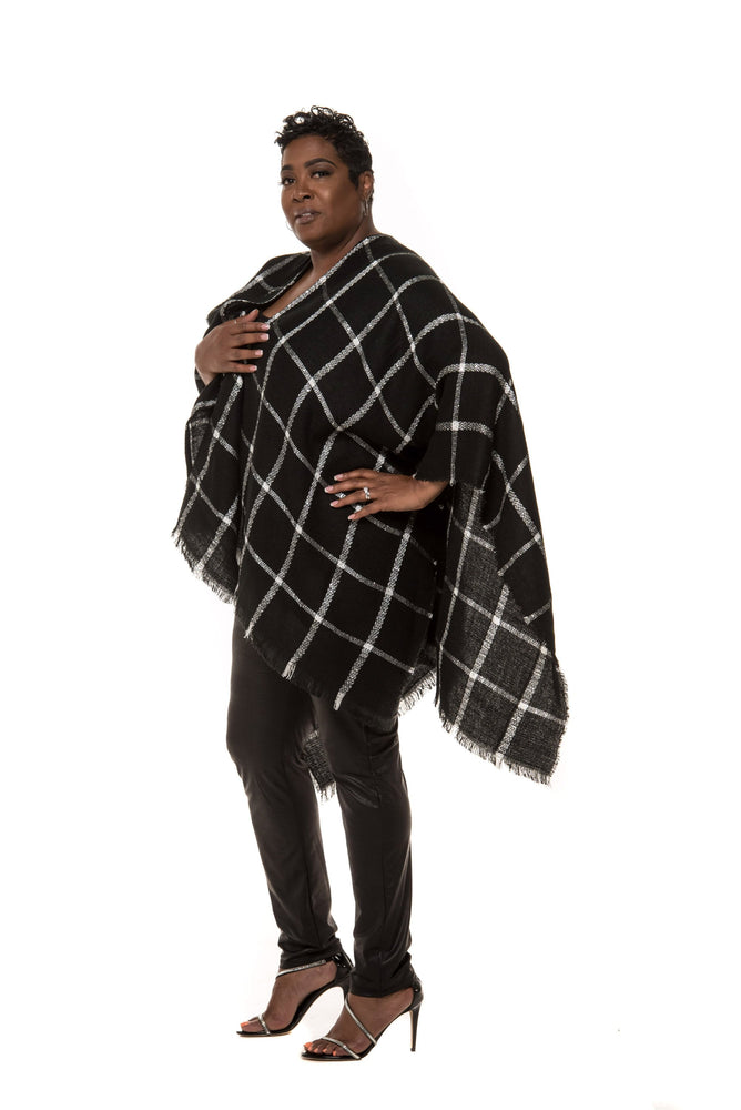 Braelyn Black w/ Silver Cape - Boutique Amore